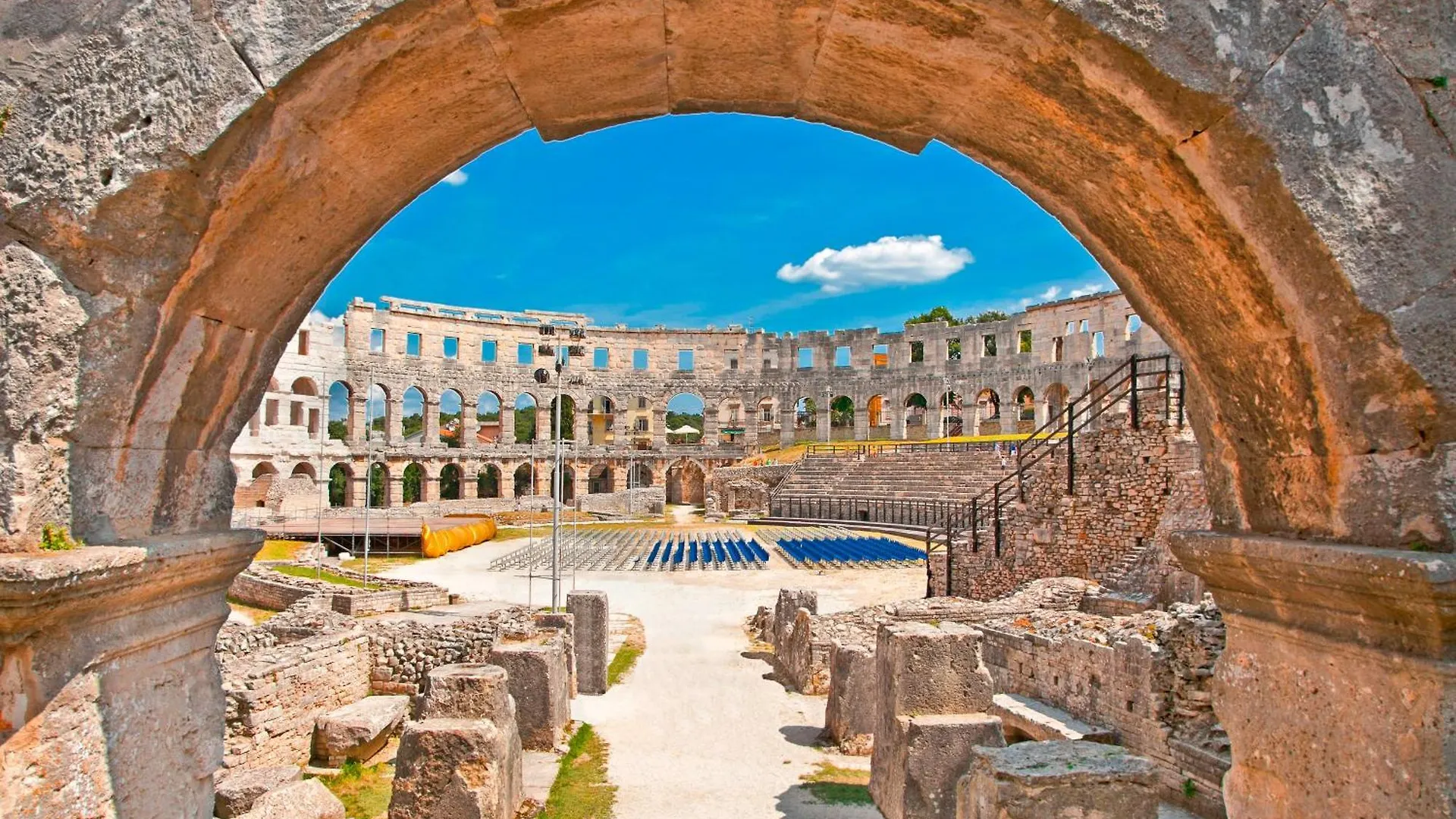 Villa Claudia In Pula - Haus Fuer 8 Personen 0*,  Kroatien