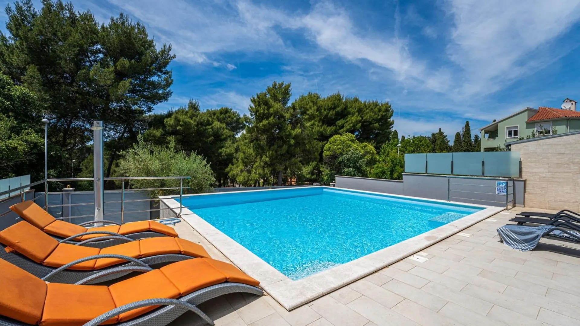 Villa Claudia In Pula - Haus Fuer 8 Personen